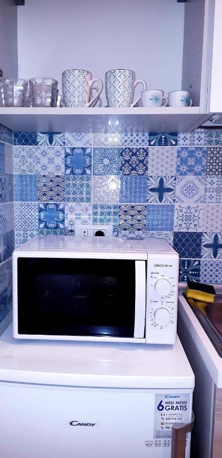 Lamberti Beach Apartment - 150 M From The Sea - Just Renewed - Wifi Savona Kültér fotó