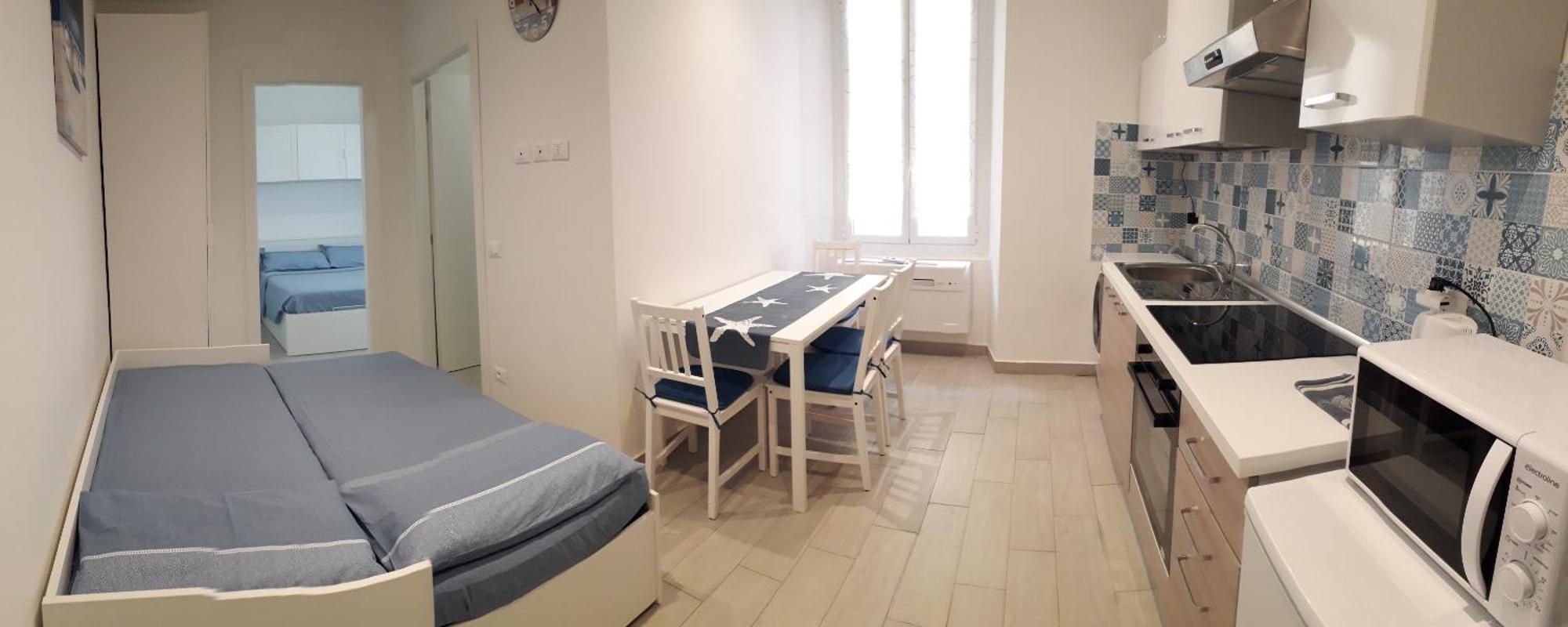 Lamberti Beach Apartment - 150 M From The Sea - Just Renewed - Wifi Savona Kültér fotó